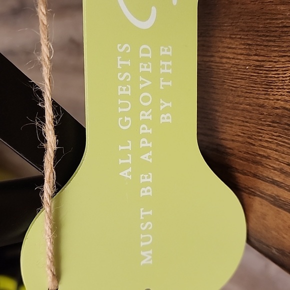 Dog sign:  all guests must be approved by the dog - Picture 3 of 6